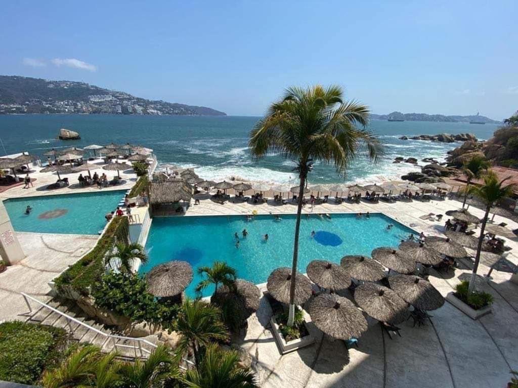 Hotel Torres Gemelas Vista Al Mar A Pie De Playa Acapulco Exterior photo