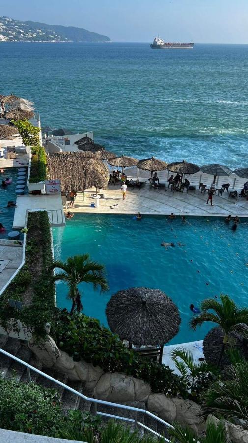 Hotel Torres Gemelas Vista Al Mar A Pie De Playa Acapulco Exterior photo